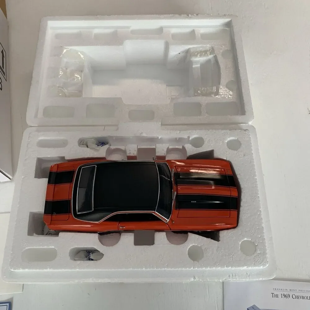Vintage Franklin Mint 1:24 ‘69 Chevrolet CAMARO Z/28 w/box & Everything New